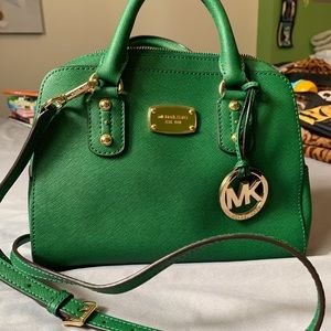Green Michael Kors Hand/Shoulder Bag